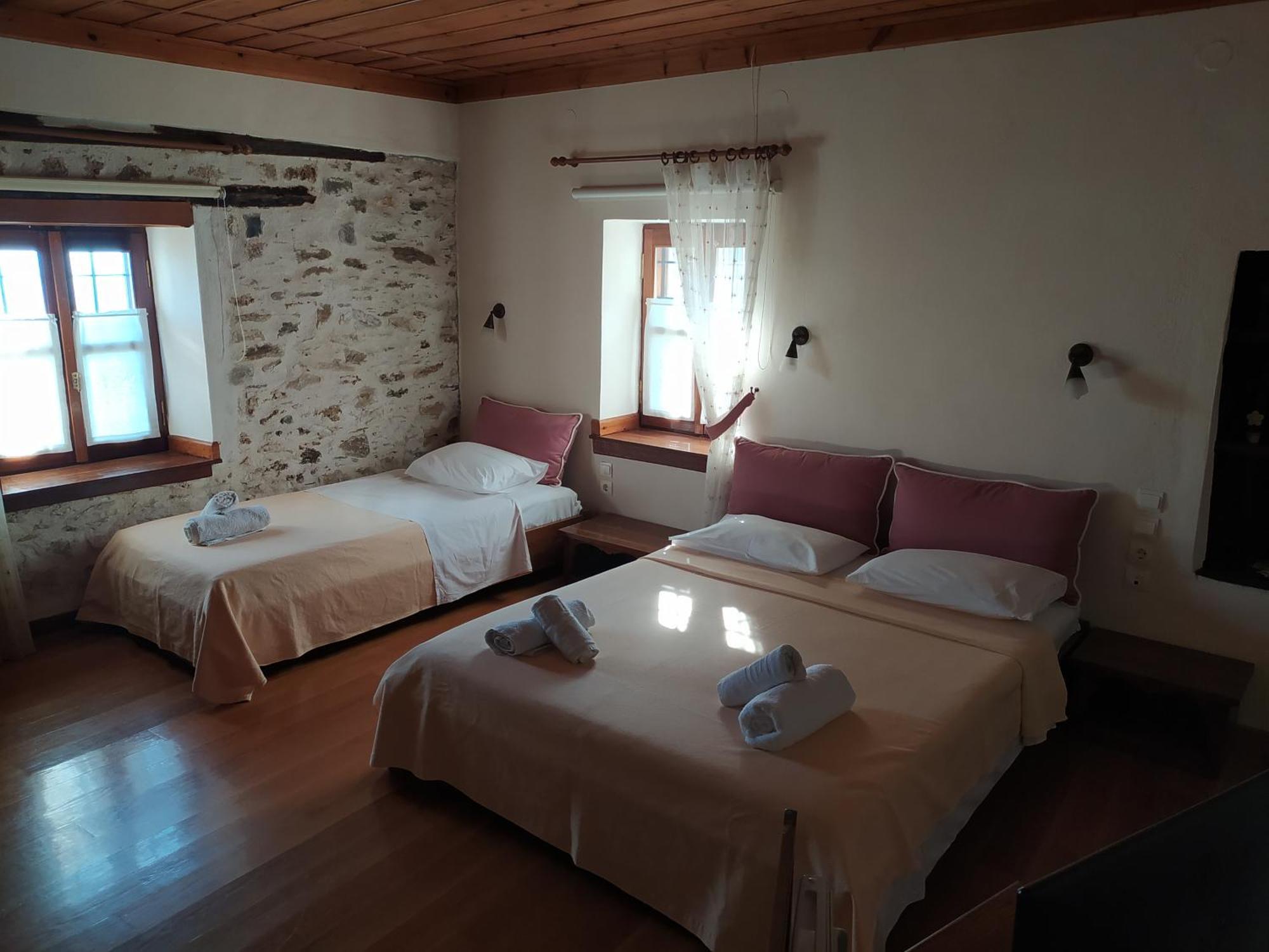 Archontiko Iatridis Hotel Mourésion Buitenkant foto