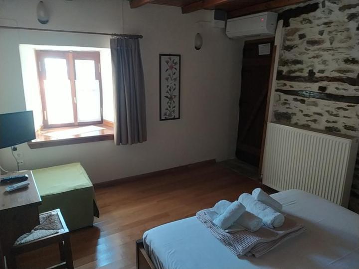 Archontiko Iatridis Hotel Mourésion Buitenkant foto