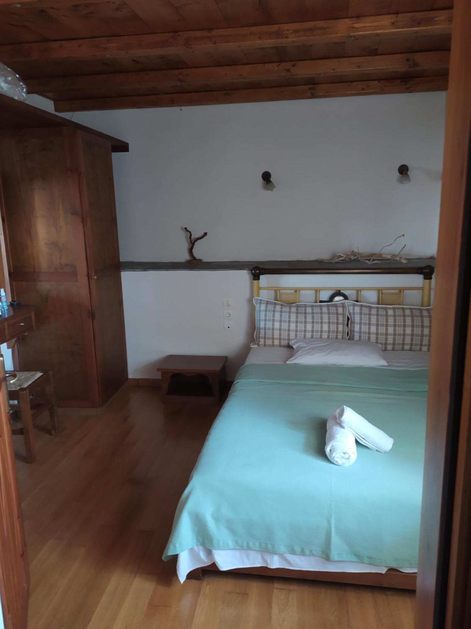 Archontiko Iatridis Hotel Mourésion Buitenkant foto