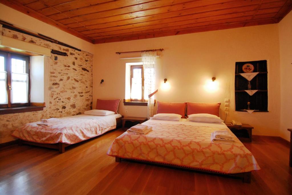 Archontiko Iatridis Hotel Mourésion Kamer foto