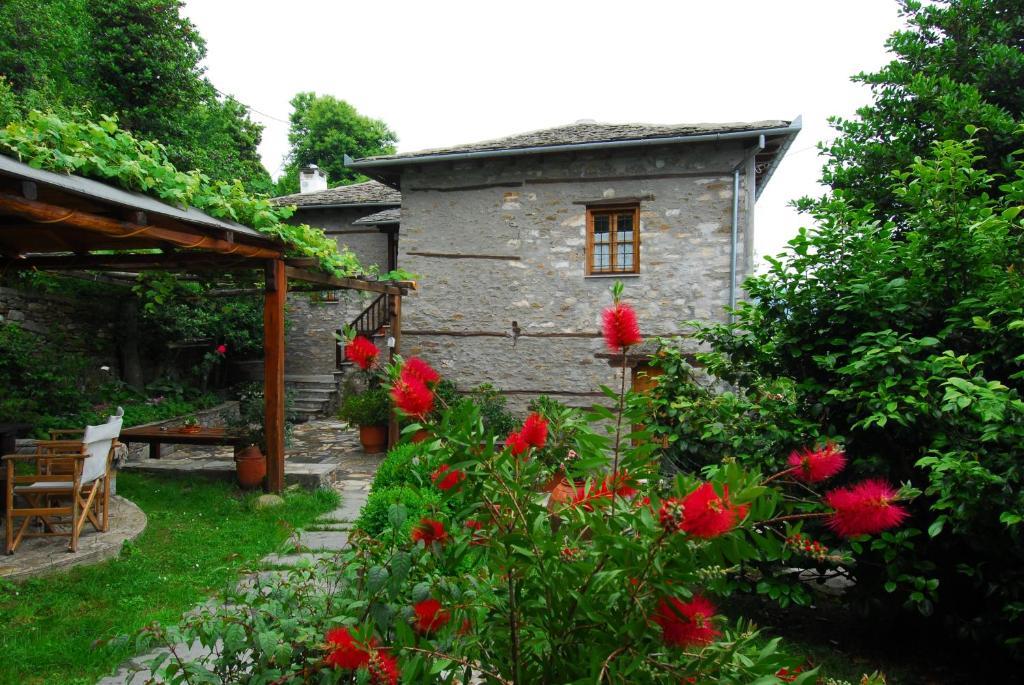 Archontiko Iatridis Hotel Mourésion Buitenkant foto