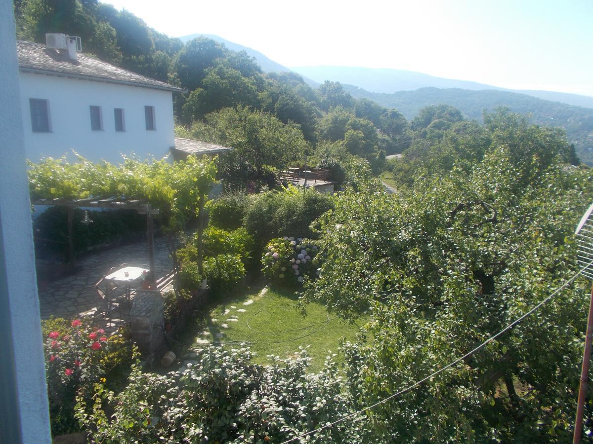 Archontiko Iatridis Hotel Mourésion Buitenkant foto