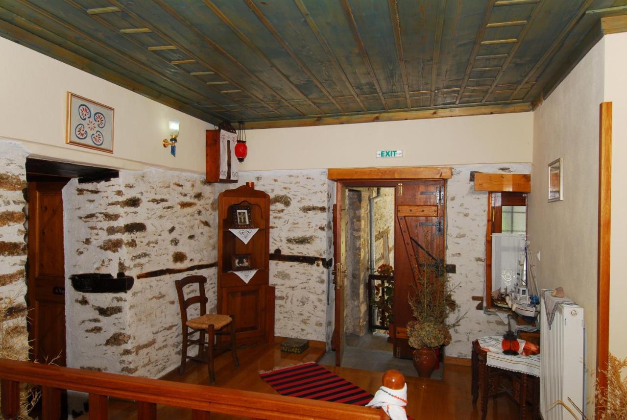 Archontiko Iatridis Hotel Mourésion Buitenkant foto